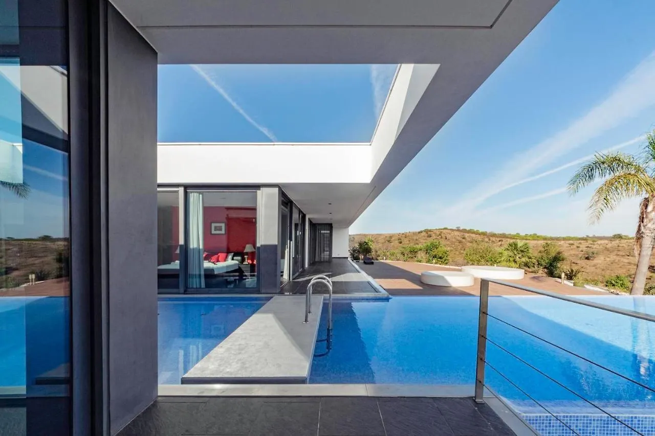 Sernadinha Lux Villa Lagos