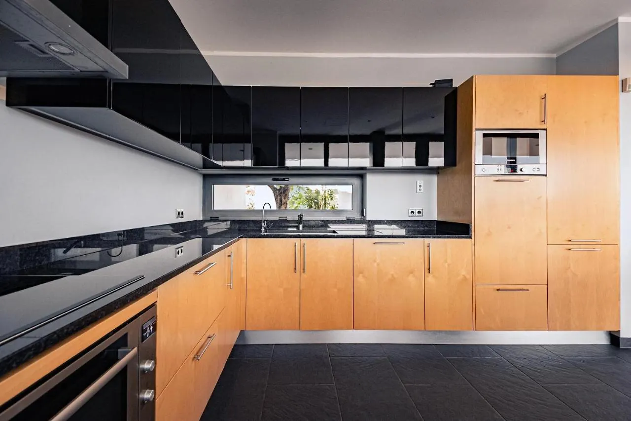 Sernadinha Lux Villa Lagos