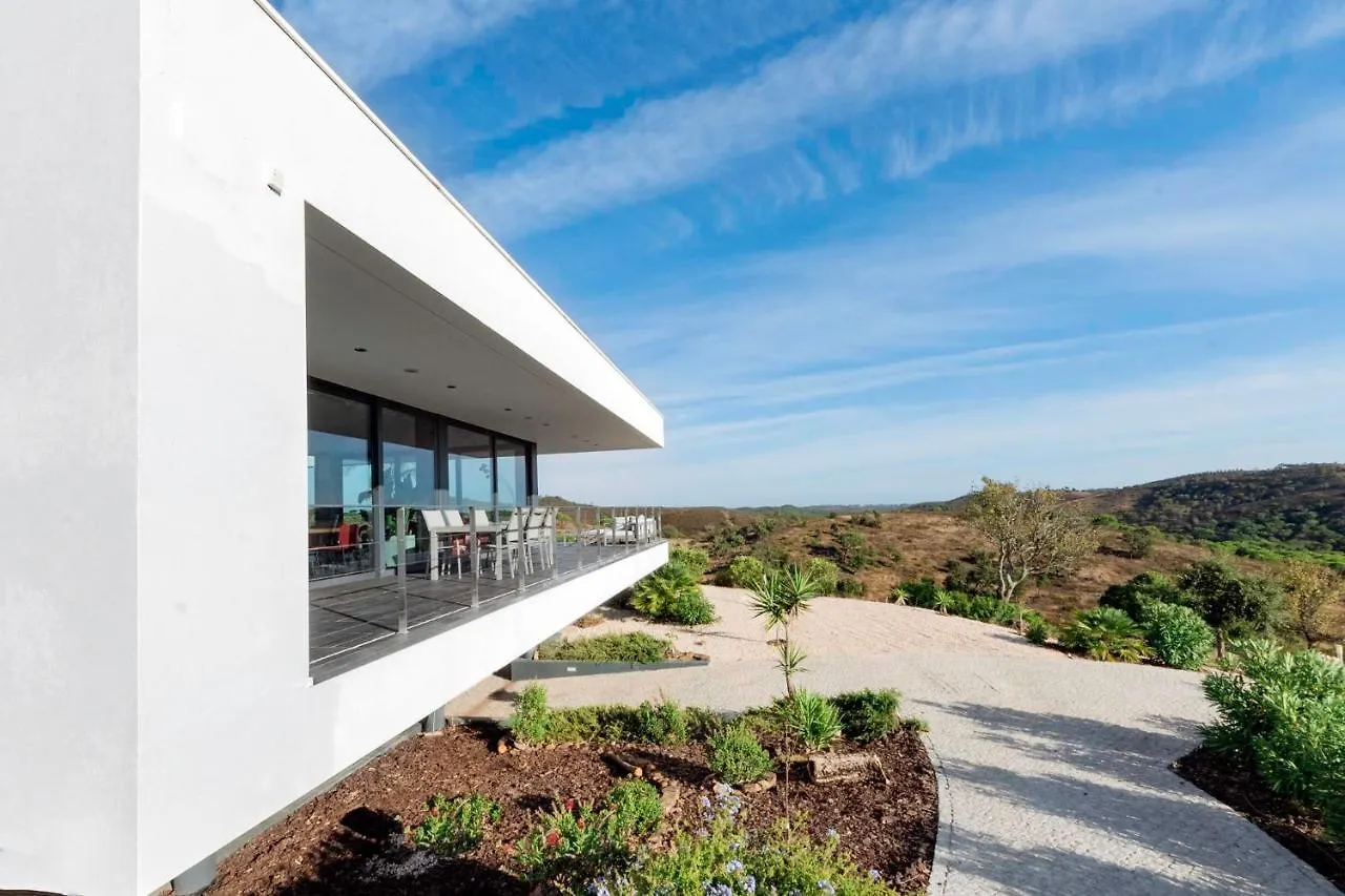 Sernadinha Lux Villa Lagos